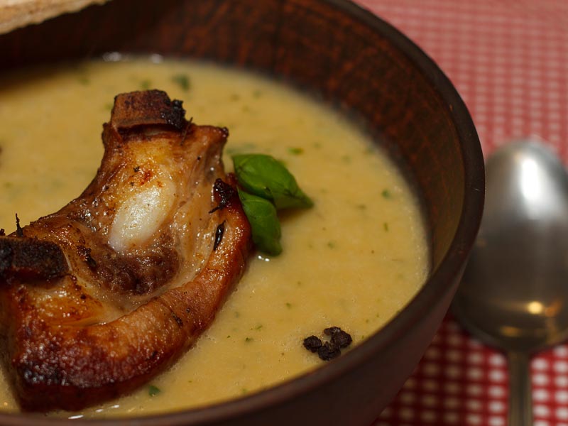 Гороховый суп с копченостями ребрышками пошаговый рецепт с фото